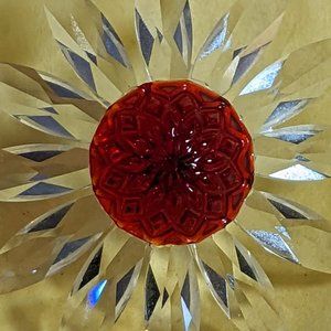 Stunning Swarovski Crystal 2000 Club Renewal Red Marguerite Daisy Flower Etched